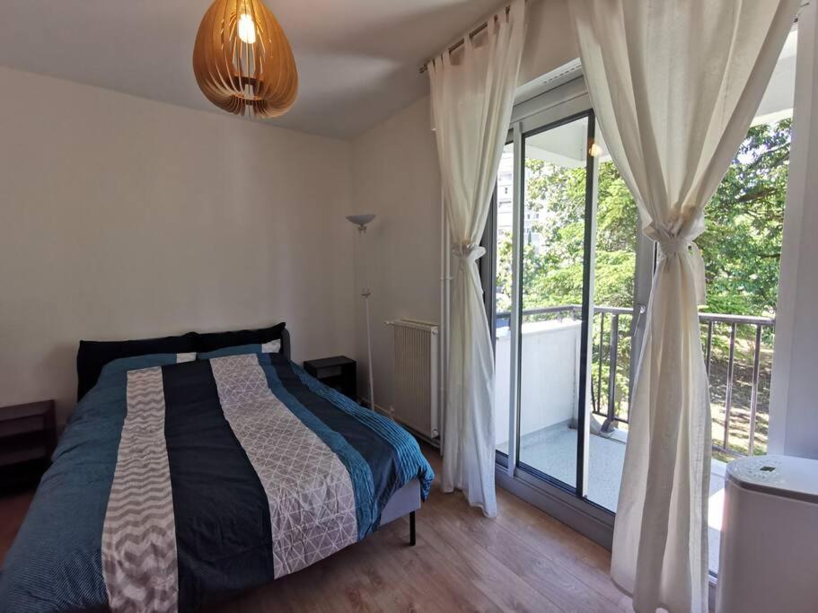 Cosy Apartment At Merignac-Centre Kültér fotó